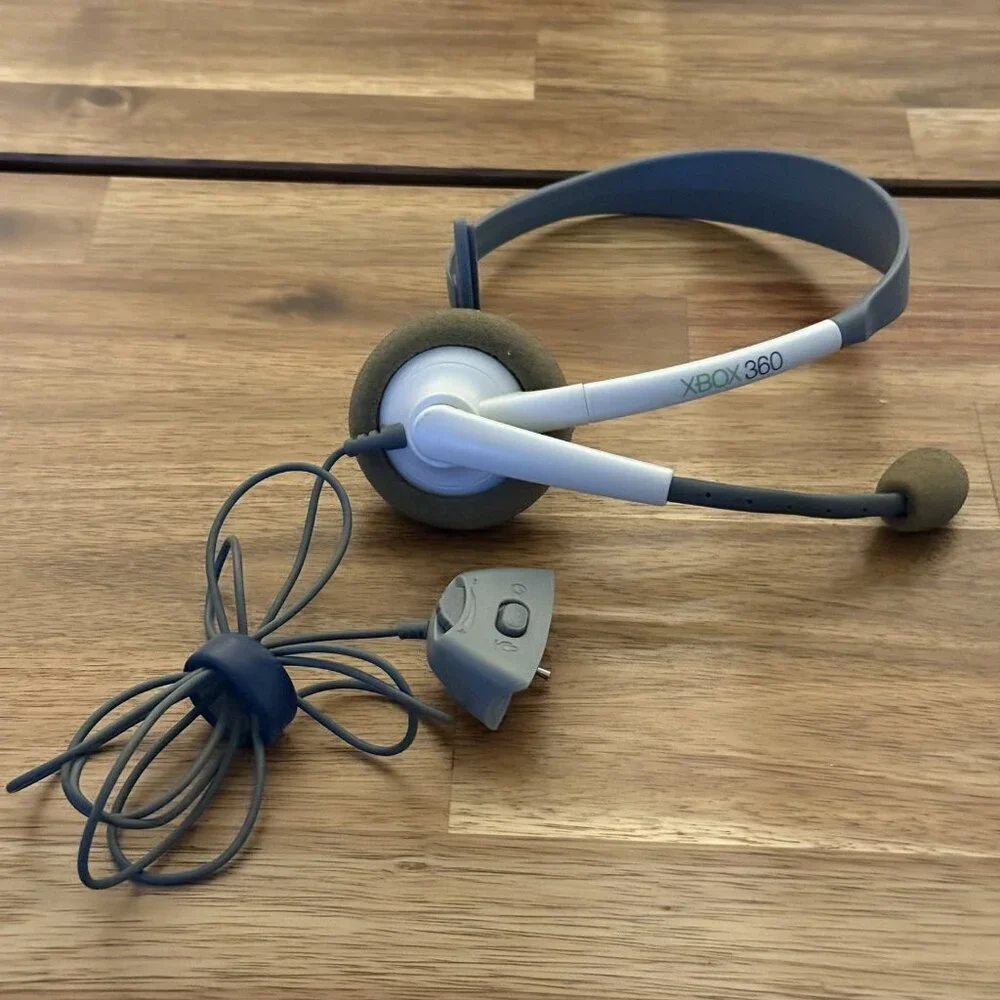 Microsoft Wired‎ Headset with Microphone for Xbox 360 White/Grey